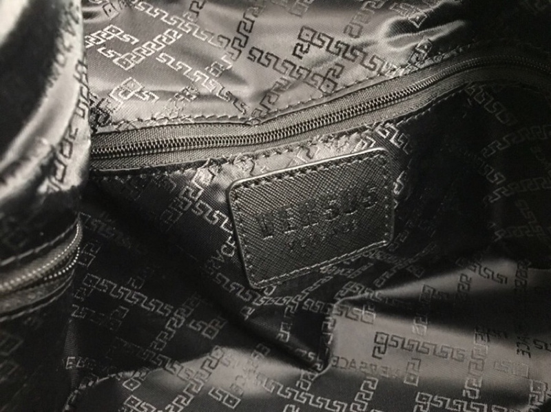 Yupoo Gucci Bags Watches Nike Clothing Nike Jordan Yeezy Balenciaga Bags louis vuitton mens scarf hat set
